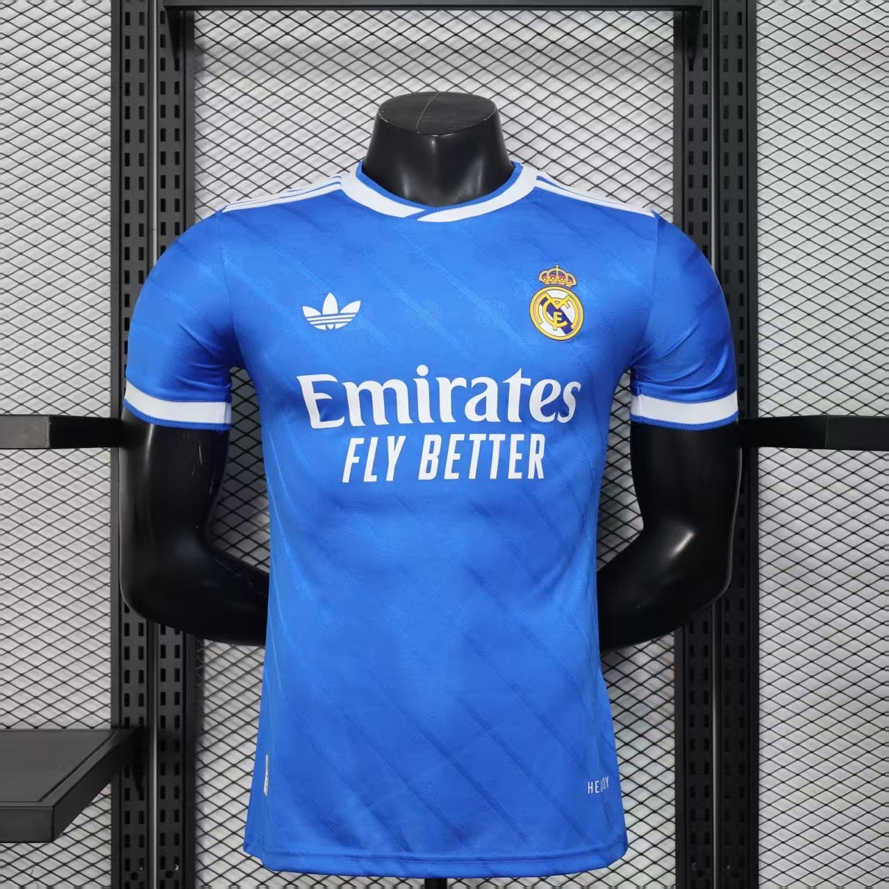 Maillot Real Madrid Domicile / Exterieure 2025 – Replica