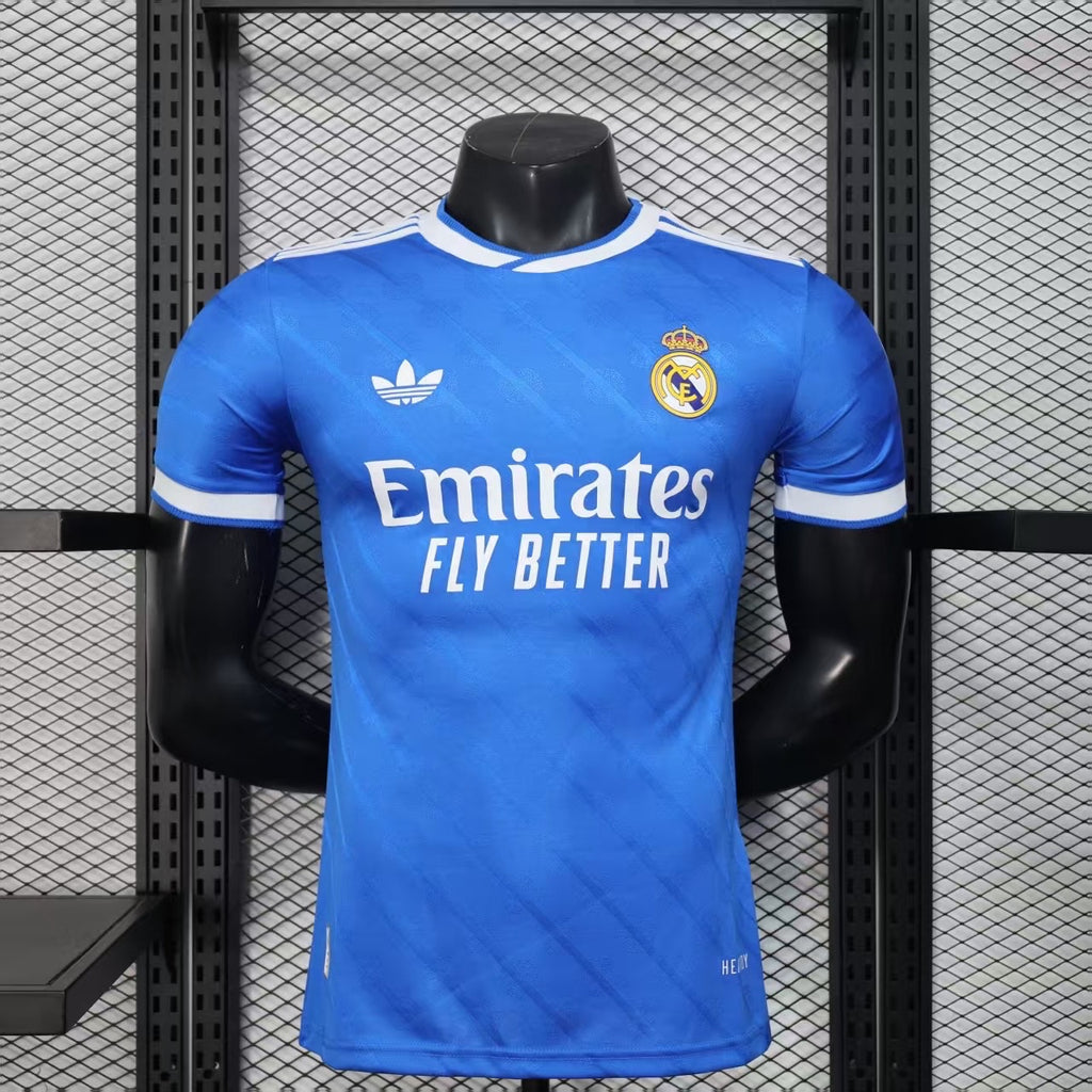 Maillot Real Madrid Domicile / Exterieure 2025 – Replica